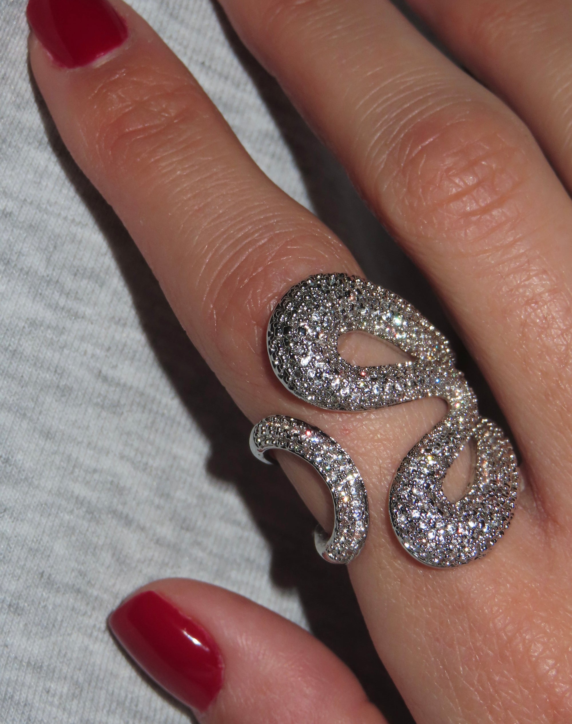 Anello Abbraccio