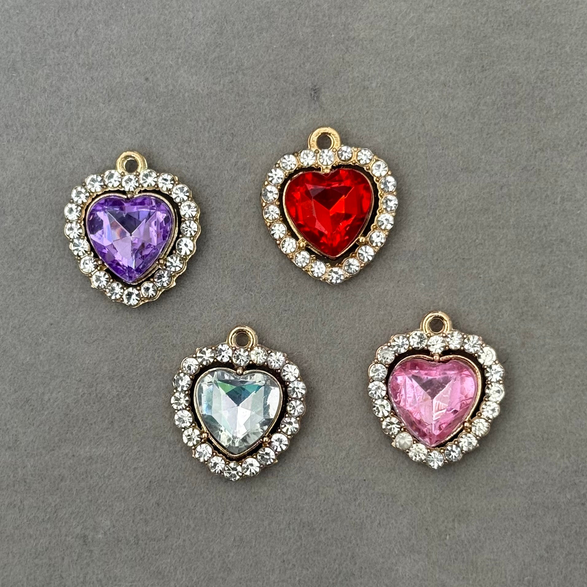 Charm Cuore Zircone