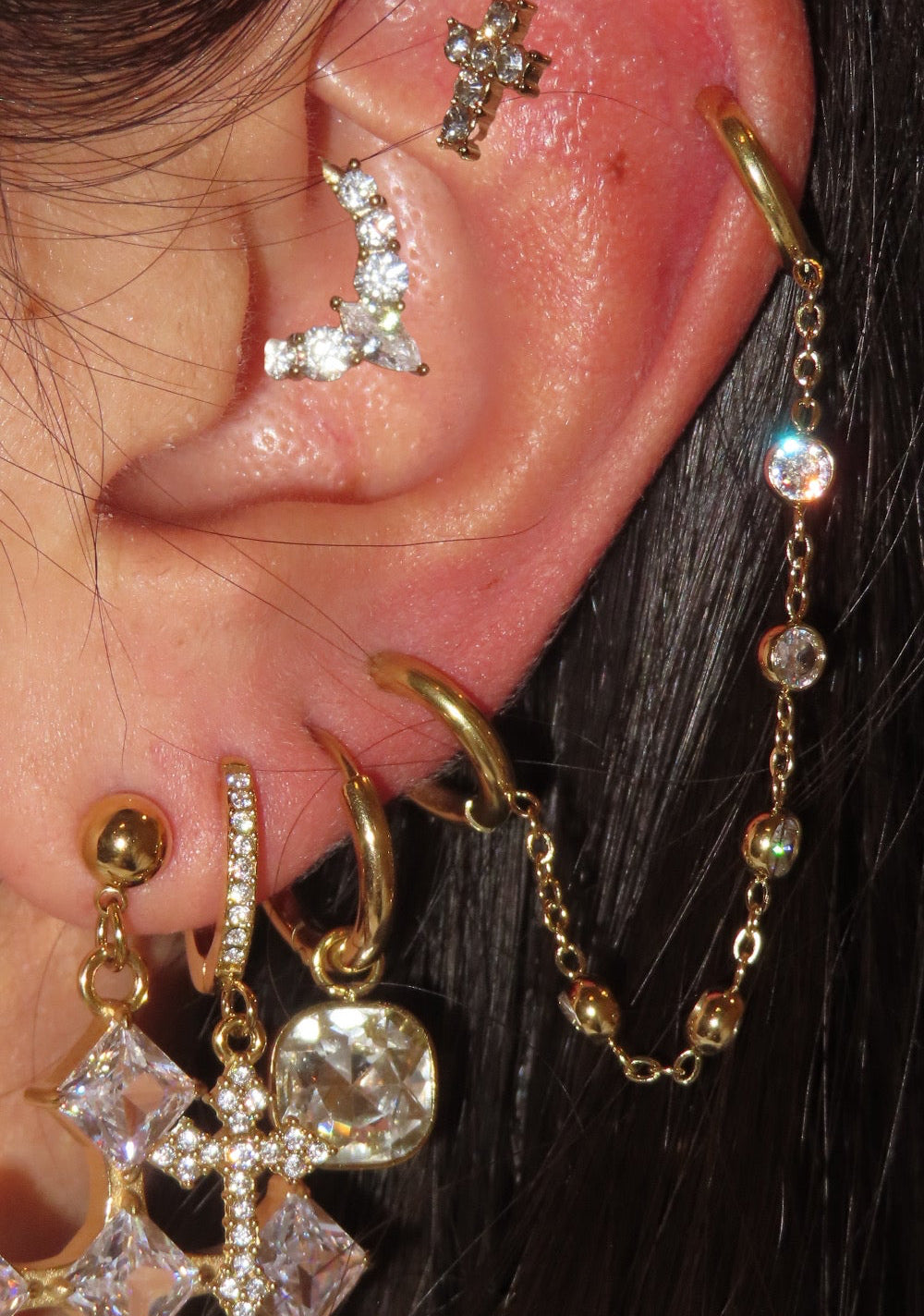 Pearcing Daith Aura