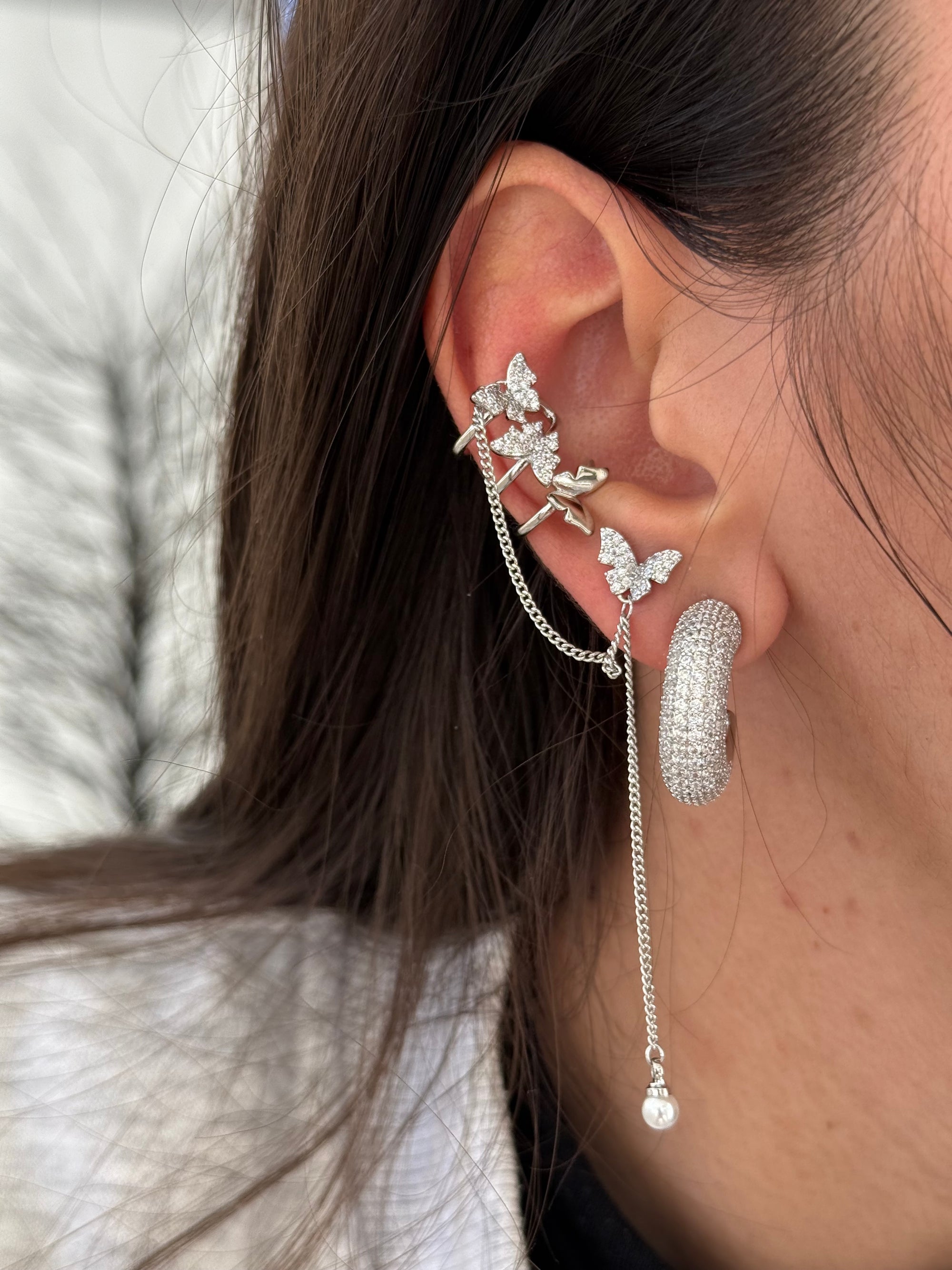 Earcuff Flying