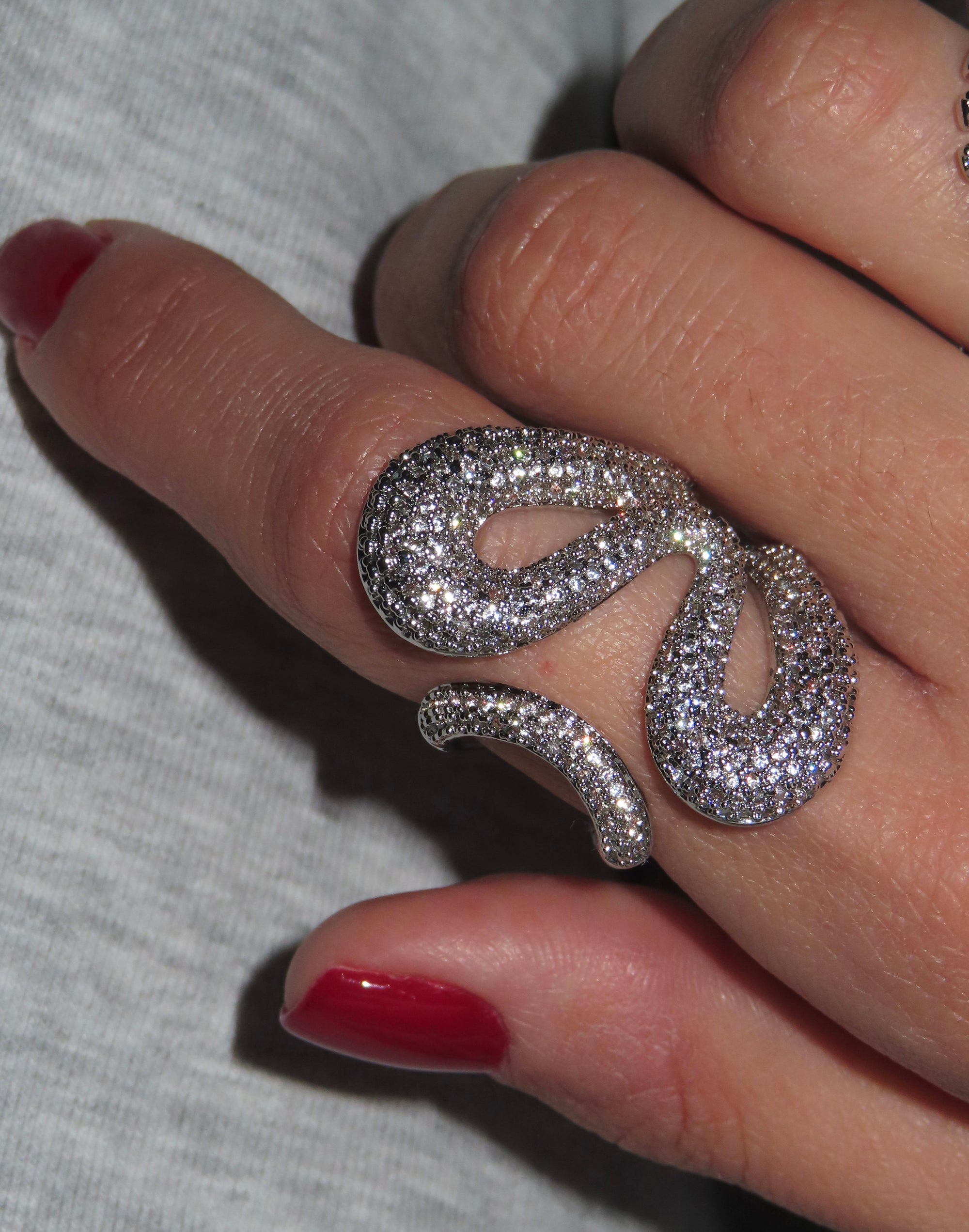 Anello Abbraccio