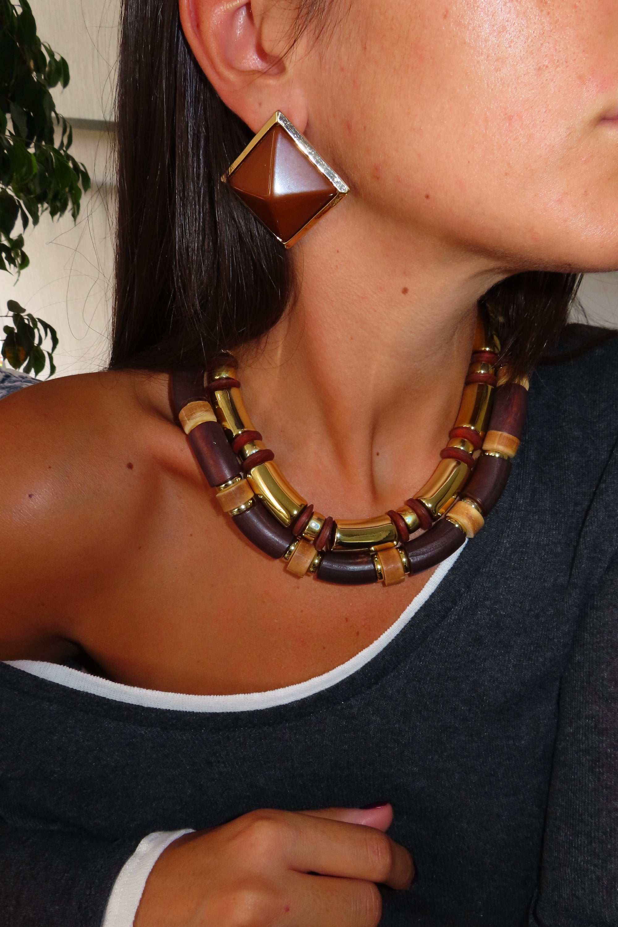 Set Brown
