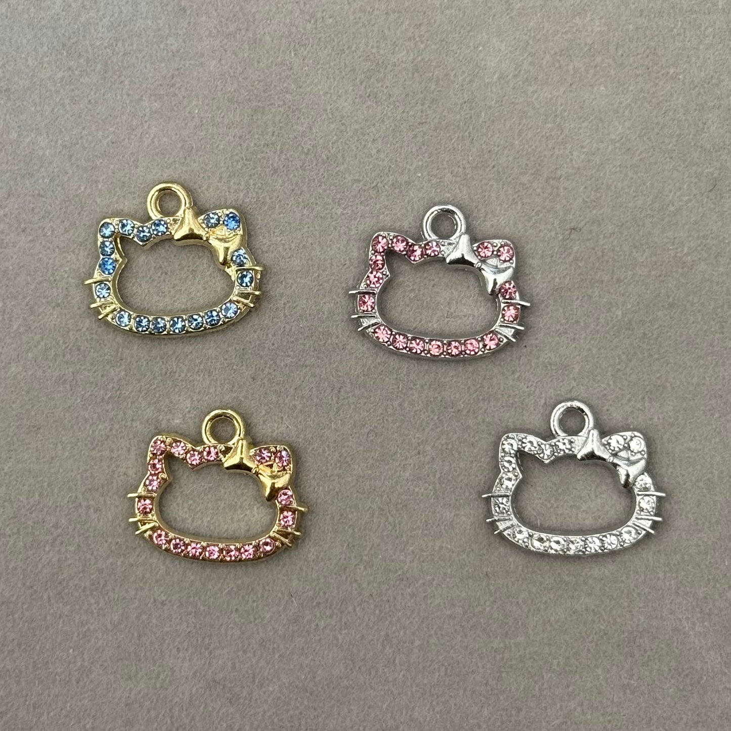 Charm Hello Kitty